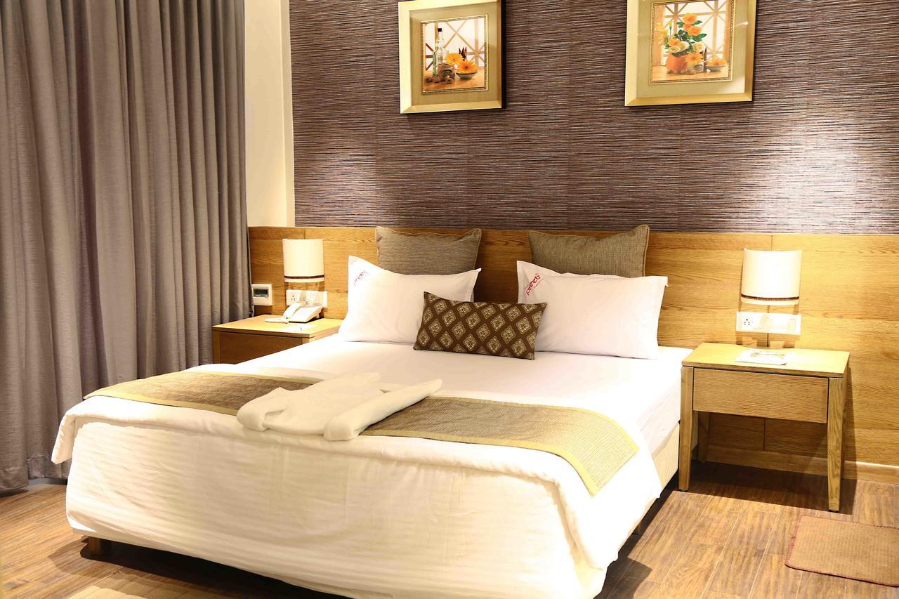 Hotel Preeti Executive Satara Εξωτερικό φωτογραφία