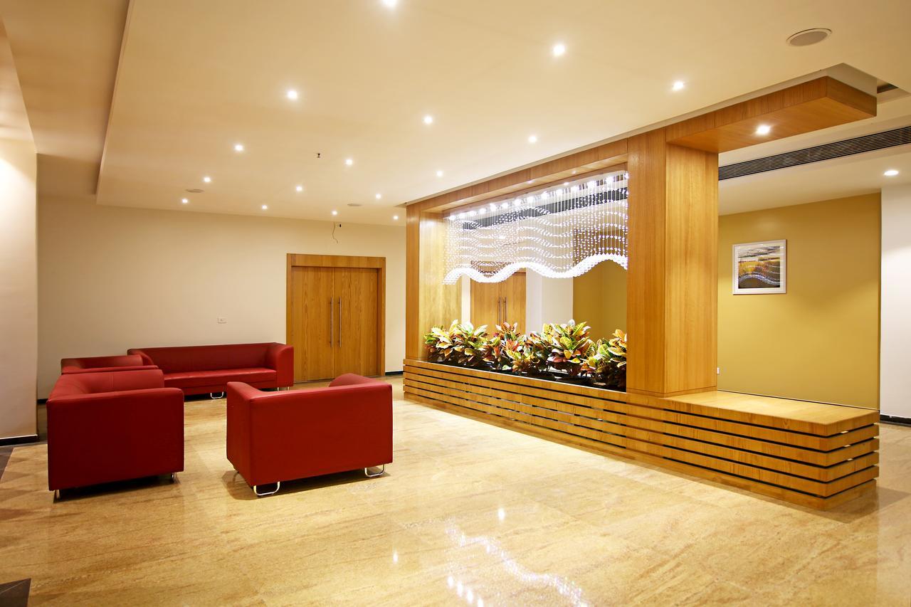 Hotel Preeti Executive Satara Εξωτερικό φωτογραφία