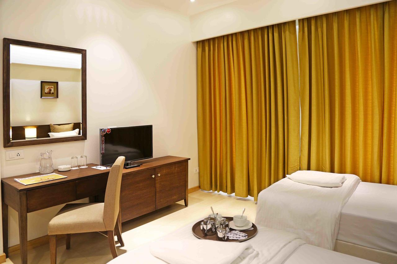 Hotel Preeti Executive Satara Εξωτερικό φωτογραφία